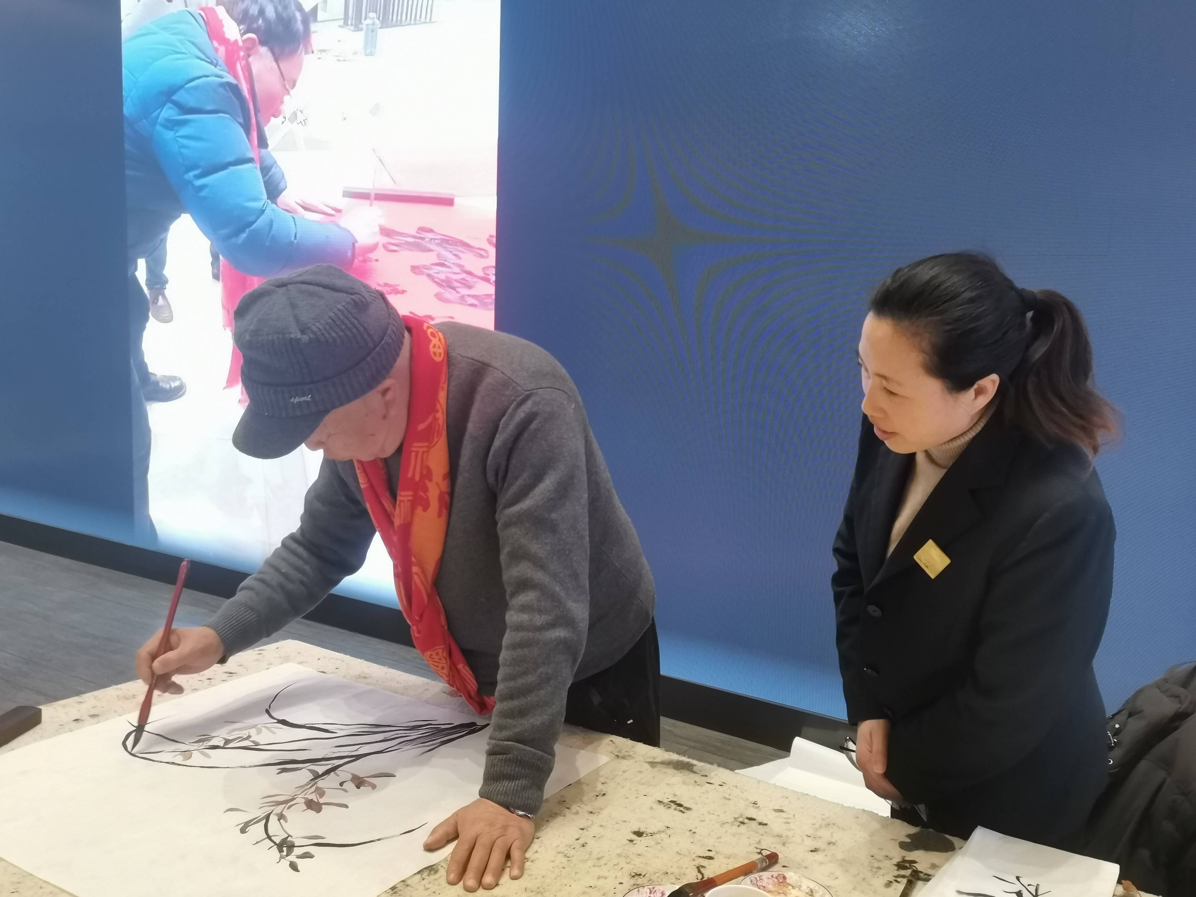 (乙太书画院副院长,书法家朱国威墨香"福字".