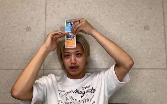 假面骑士帝骑 井上正大直播表示,建议以后的假面骑士用头打架_披风