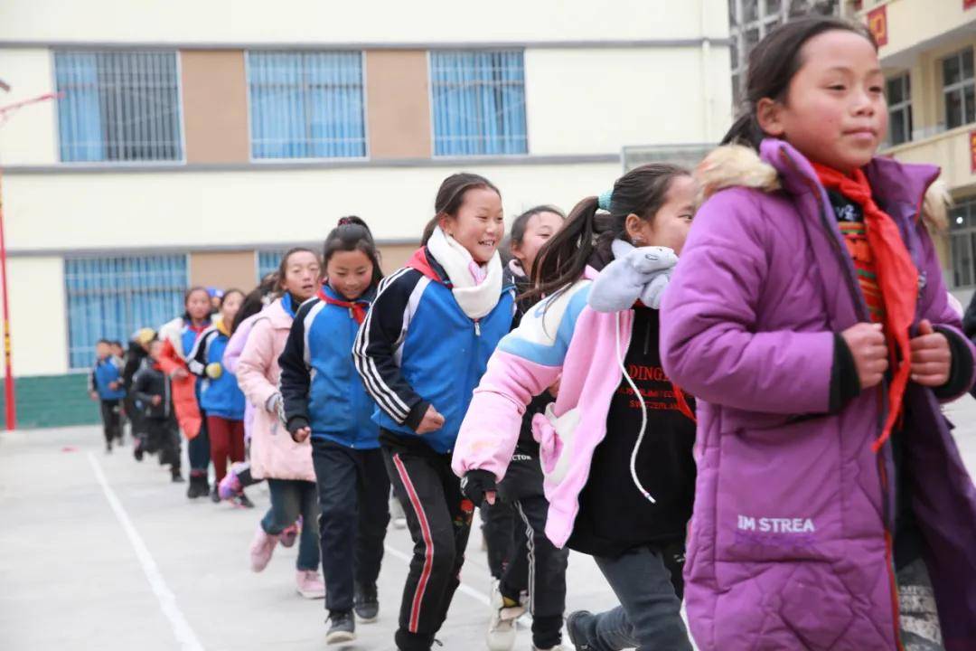 四川省凉山彝族自治州美姑县俄普中心小学校 通过落实近年来国家的