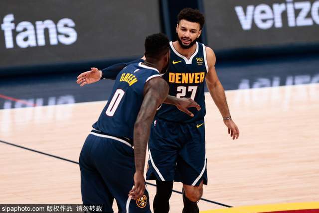 约基奇穆雷合砍65分难救主!爵士豪取五连胜