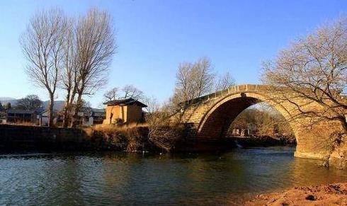 什么季节去大理旅游好 dfce62849d634ed89ec047cd8637f858.jpeg