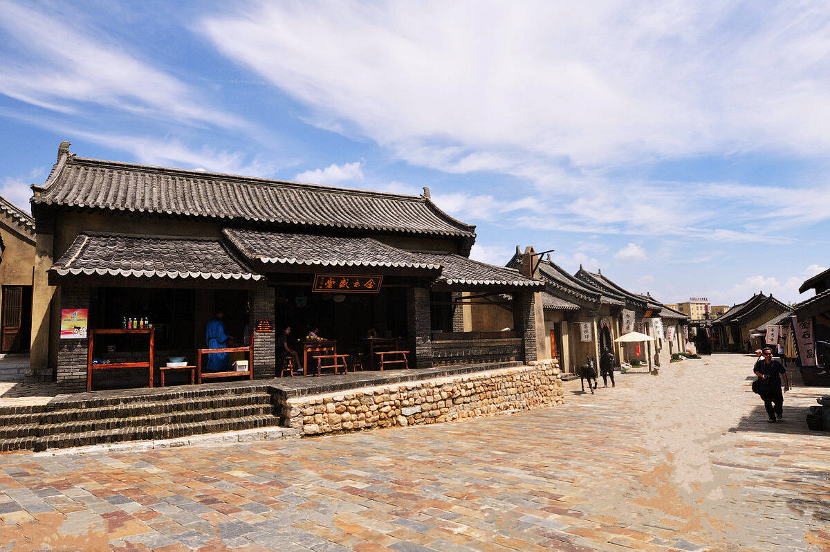 一个出产金子的地方,它能有什么坏心眼,它骗我说要招远方客人来_罗山