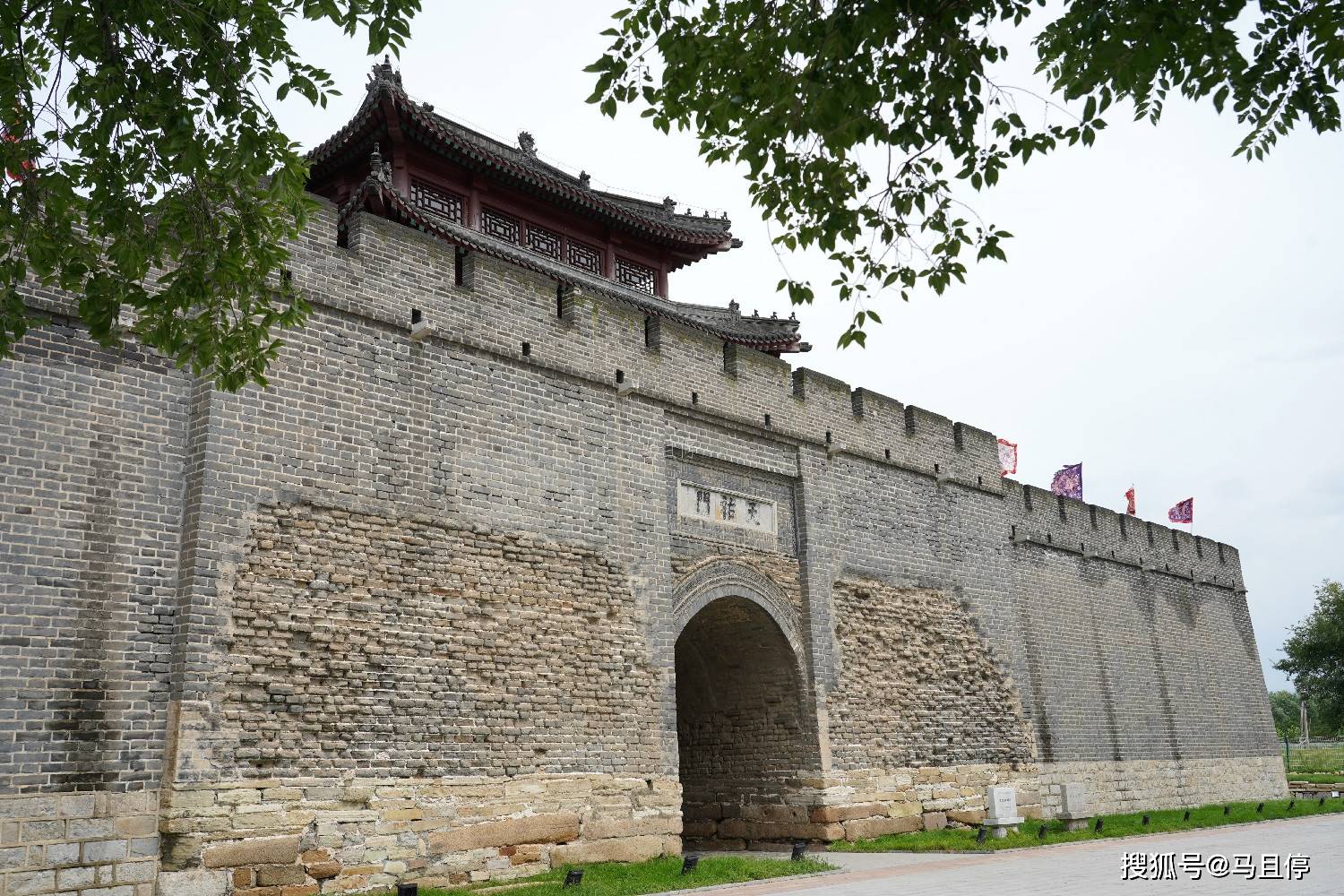 辽宁不起眼的旅游城市,却藏有1000多年的古塔,值得去旅行