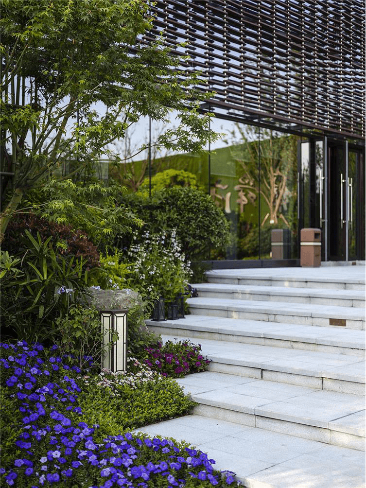 现代空间语境下的『山水夹绢景墙』到底有多美?