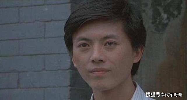 他生于演艺世家,被称为最帅反派,42岁患癌症英年早逝让人惋惜_王霄