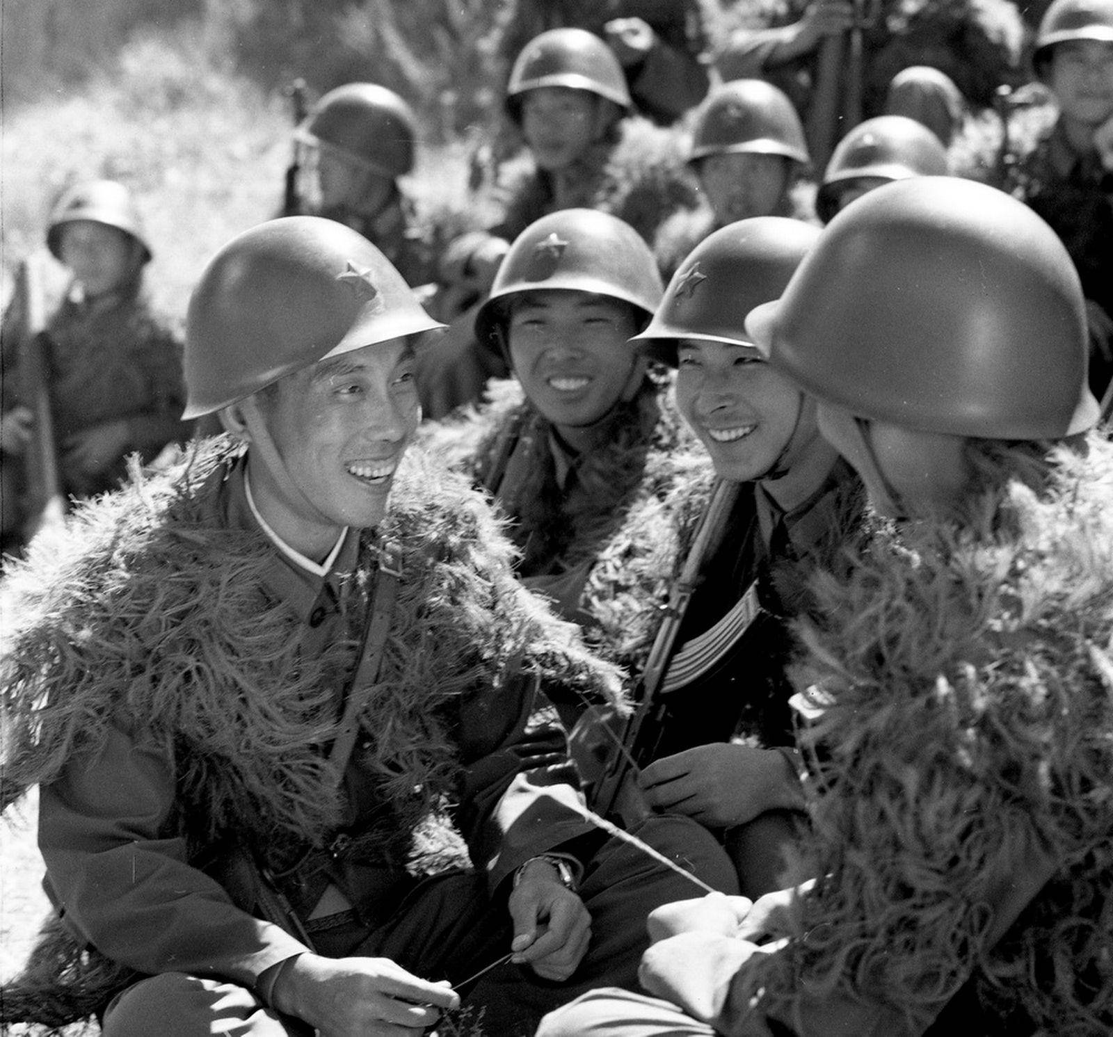 我回老连队连长已越级提为营长成全团最年轻正营