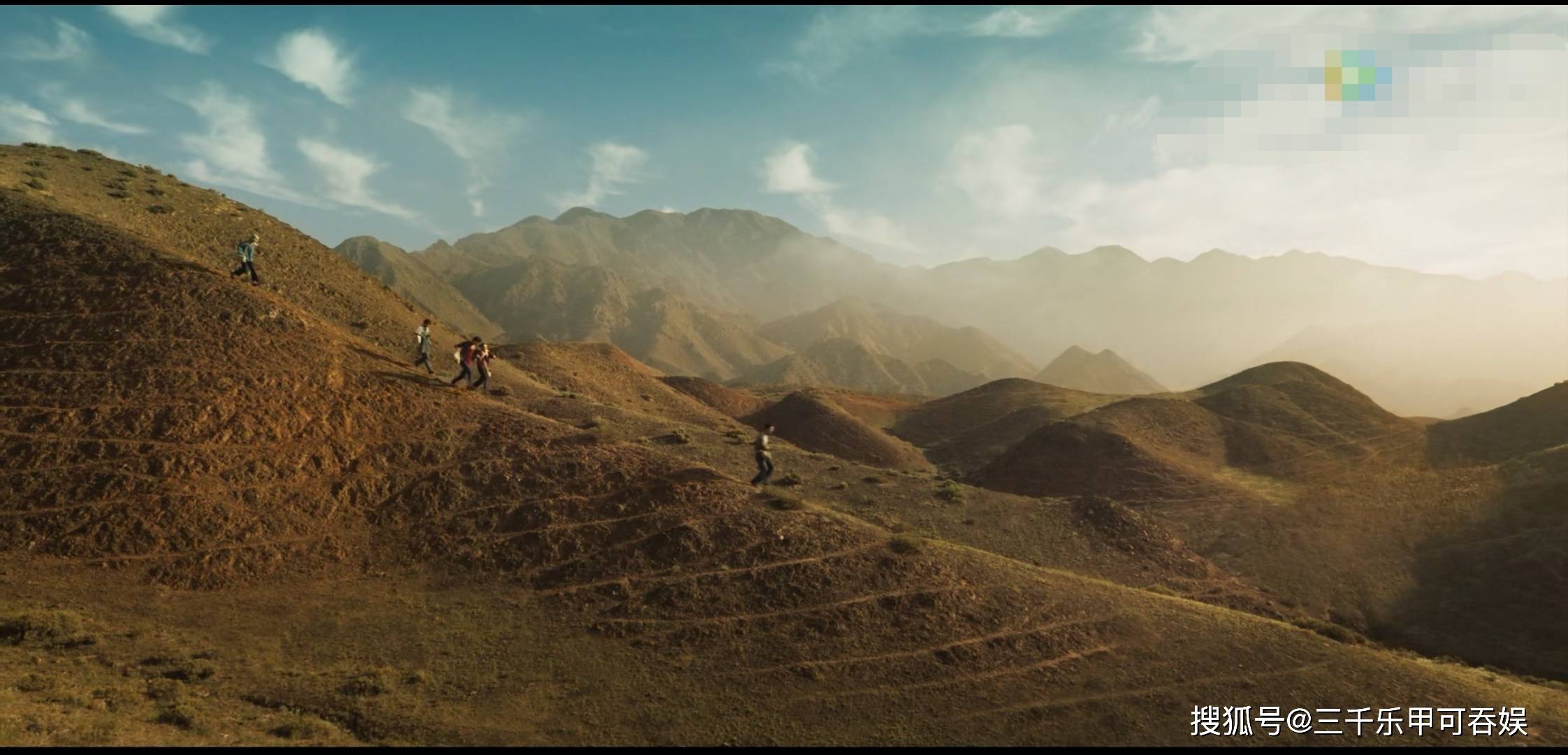 山海情:涌泉村要全体搬迁离开,尕娃在村口给他爸留下一行字!