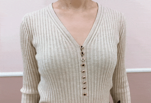 左:85d穿xl码;右:75b穿m码 天猫年货节,"宠爱美背"作为断货王,好几