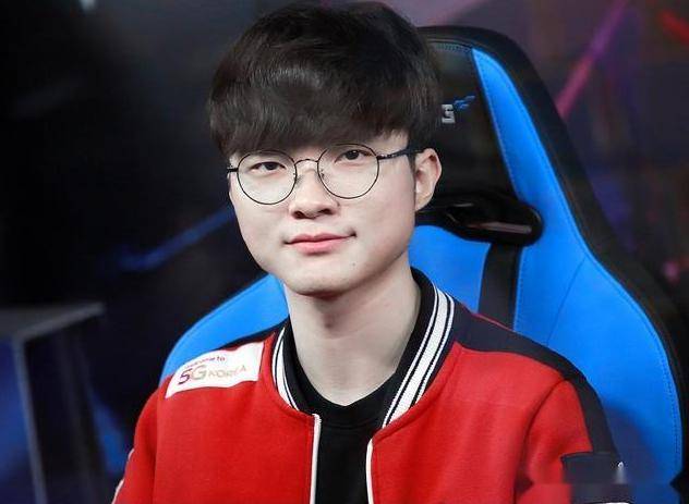 李哥天降大锅?新人中单被kt打爆,粉丝们却说都怨faker!