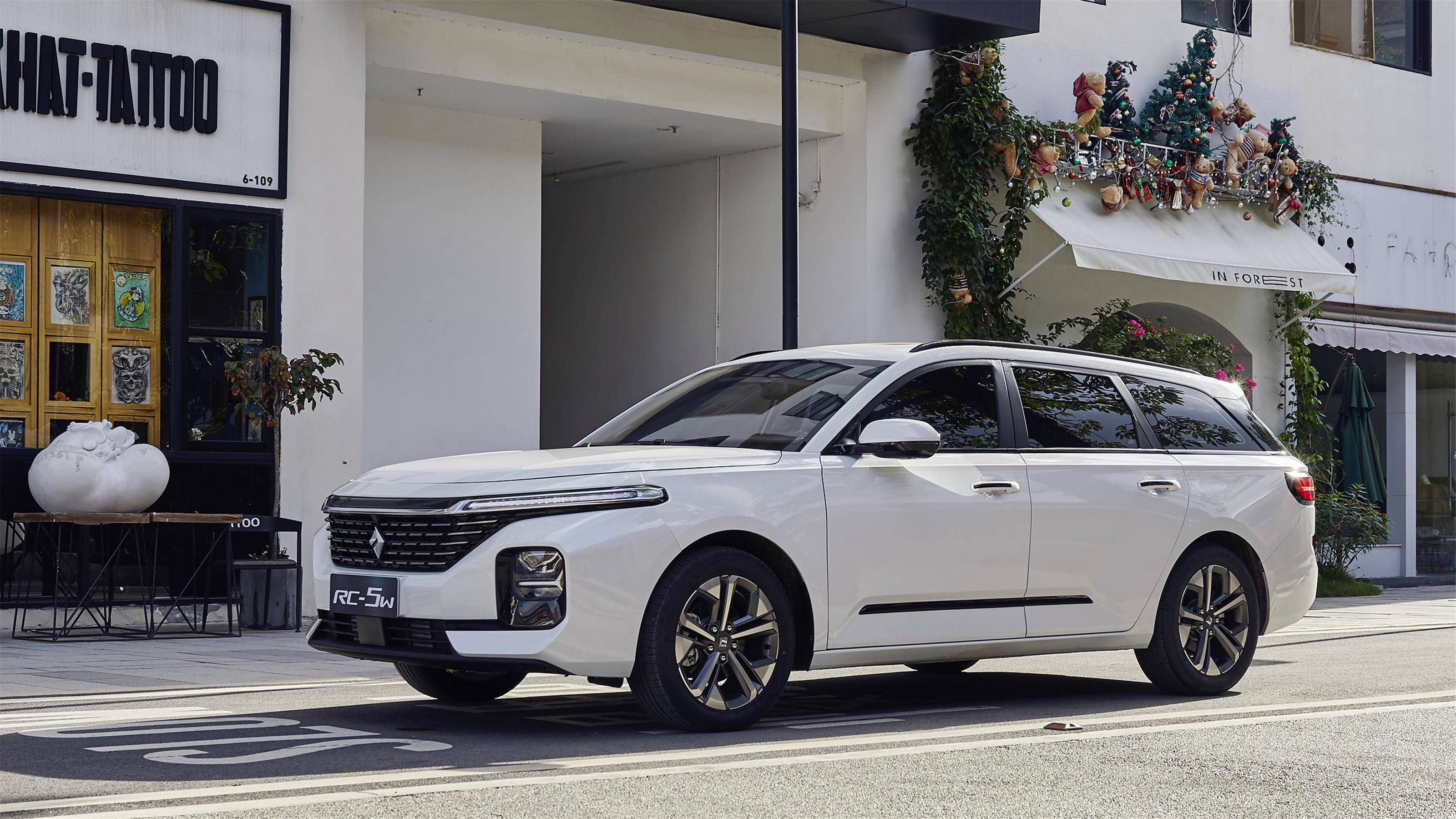 最便宜的旅行车新宝骏rc5w如何为旅行车正名