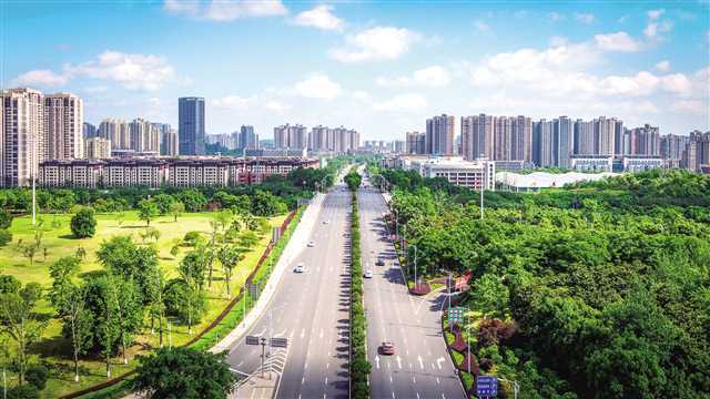 兴龙大道居住在永川的每个人,都切身感受到这座城市的变化.