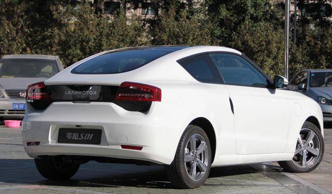 原创吉利爆发了!新"美人豹"直降8万,比思域还帅气,都抢着要买!