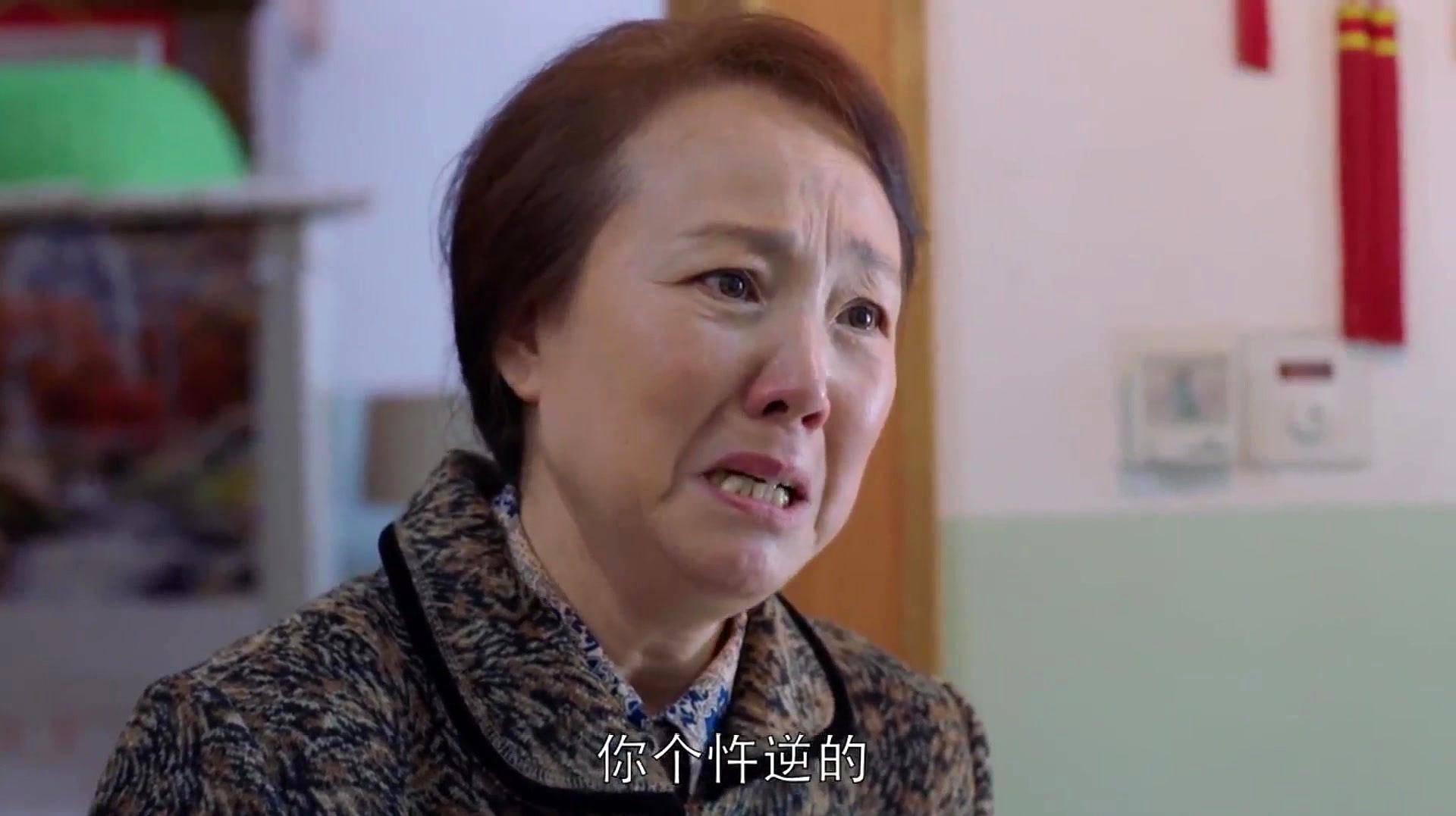 樊胜美的真实上演,我多希望她说一句:你偏心,我怪你