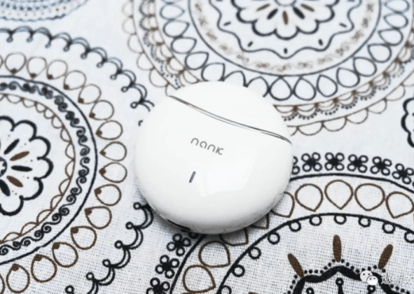 2021新年礼品送游戏蓝牙耳机；颜值性能俱佳的游戏蓝牙耳机安利