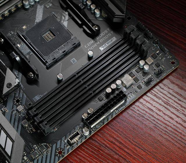 本体|2K必选的PCIe4.0固态 WD_BLACK SN850