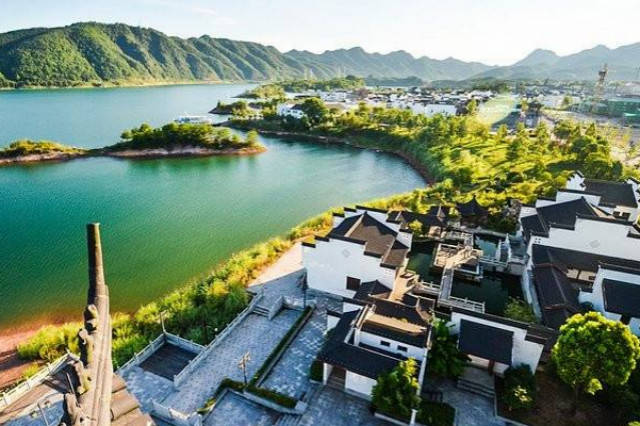 中国这座人工湖，改名后一跃成为5A级景区，名气堪比杭州西湖