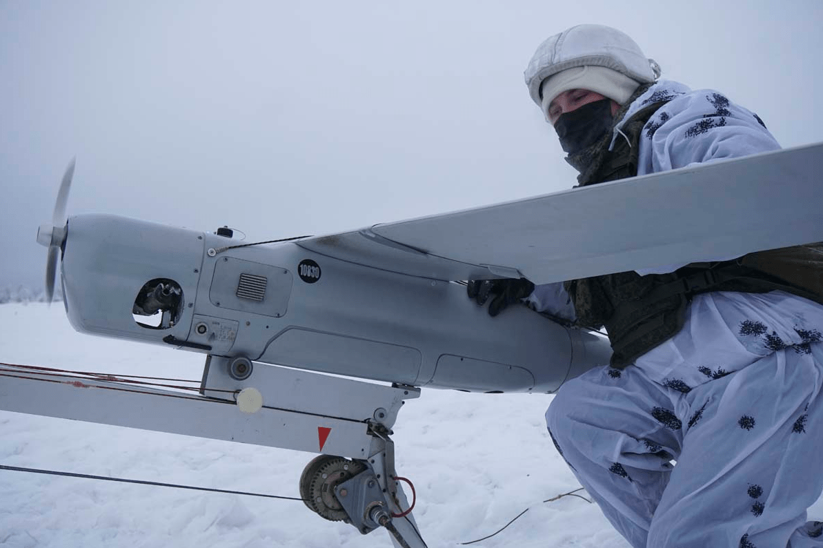 俄军无人机部队大练兵,两款新机型冬季首次亮相!