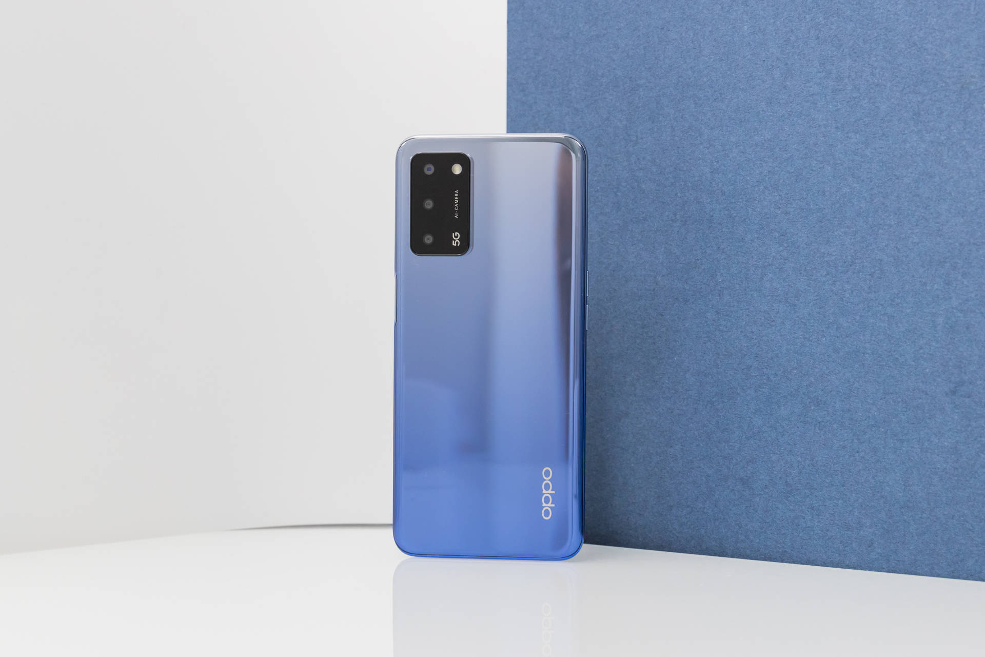 轻薄时尚大电池5g手机 oppo a55图赏