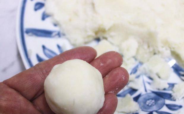 怎么做山药饼窍门 7c7f572ea1734f54a3bdebcfda10f499.jpeg