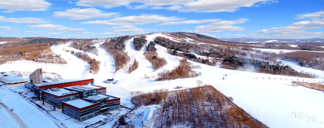 天定山滑雪场：雪地摩托专用雪道 开启研学乘风御雪