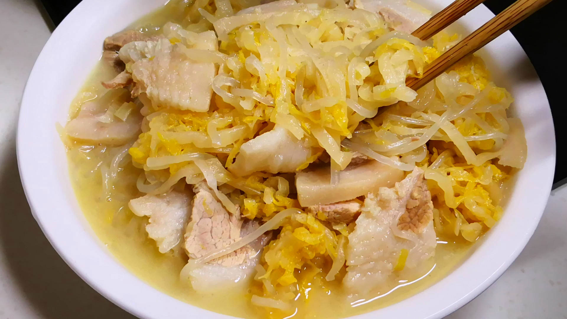 原创炖肉时直接下锅先焯水就错了很多人不懂难怪肉腥不香还发柴