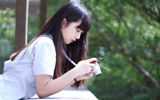 以下是一个为上述文章添加的标题：天蝎座的情感心扉：是否会与爱人共享心事深度剖析这个标题既突出了文章的主题——天蝎座在爱情中是否愿意与爱人分享心事，又通过“深度剖析”一词表达了文章将深入探讨和解析这一主题的内容。希望这个标题能够符合您的要求。（天蝎座会跟爱人说心事吗）