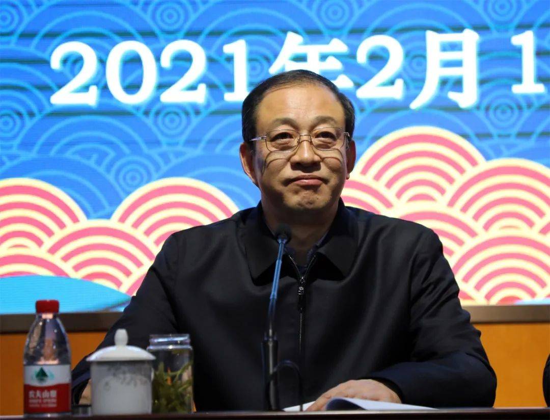 致敬坚守凝聚力量江苏省海安高级中学召开期末总结大会
