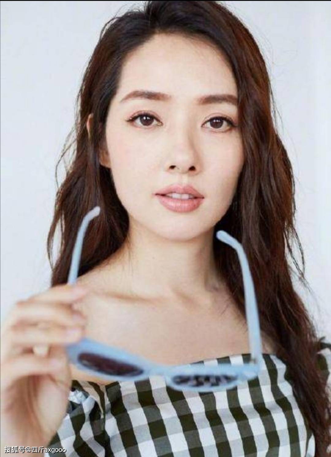 原创郭碧婷1.4亿豪宅没到手，买完落户向太名下，一家人不必分清楚