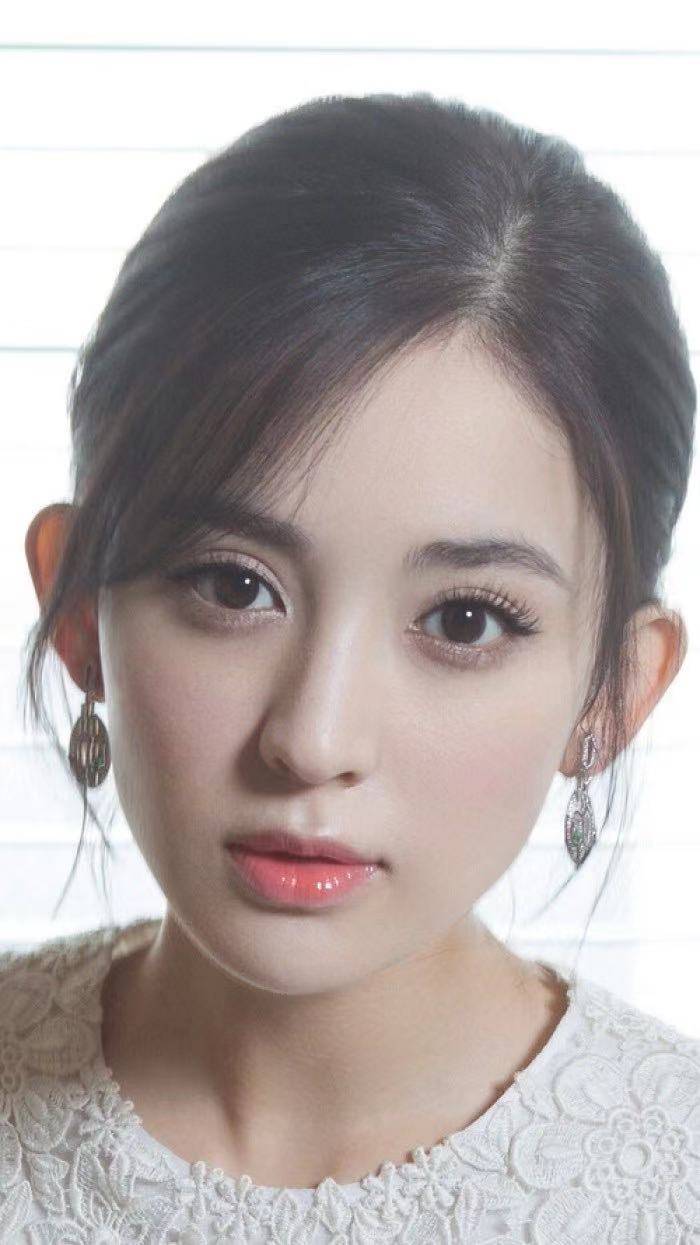 娱乐圈异域美女再添一员新人景瓷颜值与古力娜扎、迪丽热巴比肩