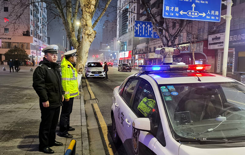 重点路口夜间值守