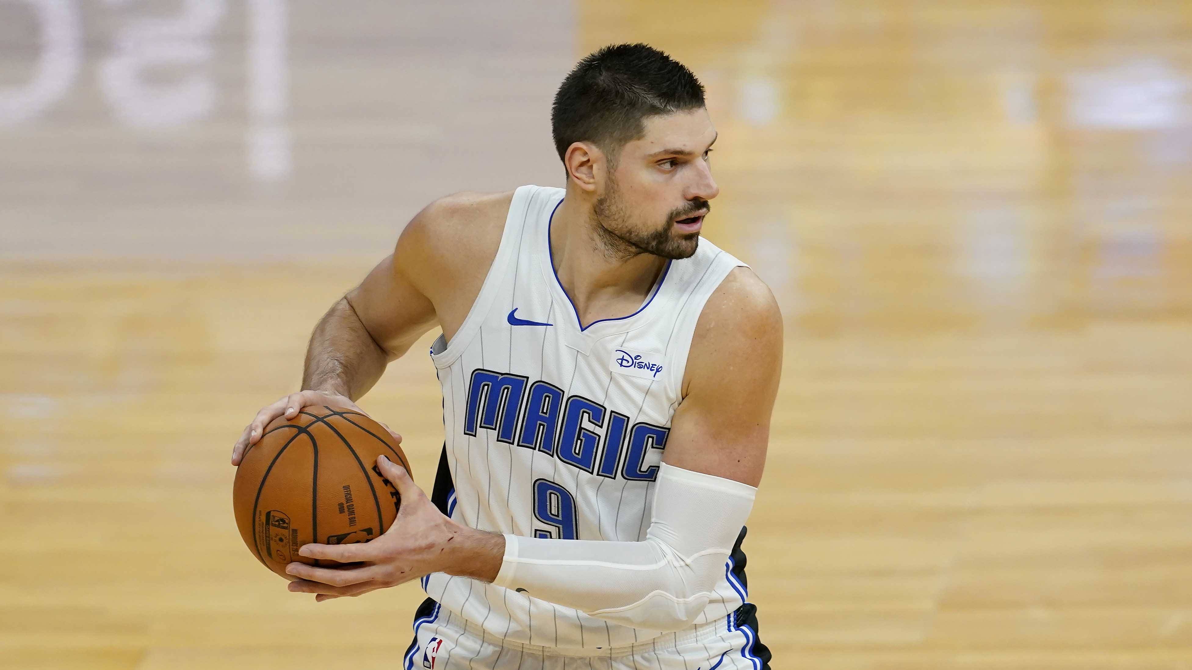 美媒建议勇士魔术5换1交易:3人2首轮成筹码不亏_维奇