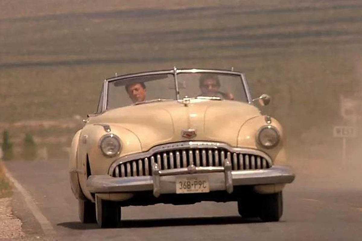 至于为何这款产自1949年的老爷车能够被年轻一代消费者所熟知,则要归