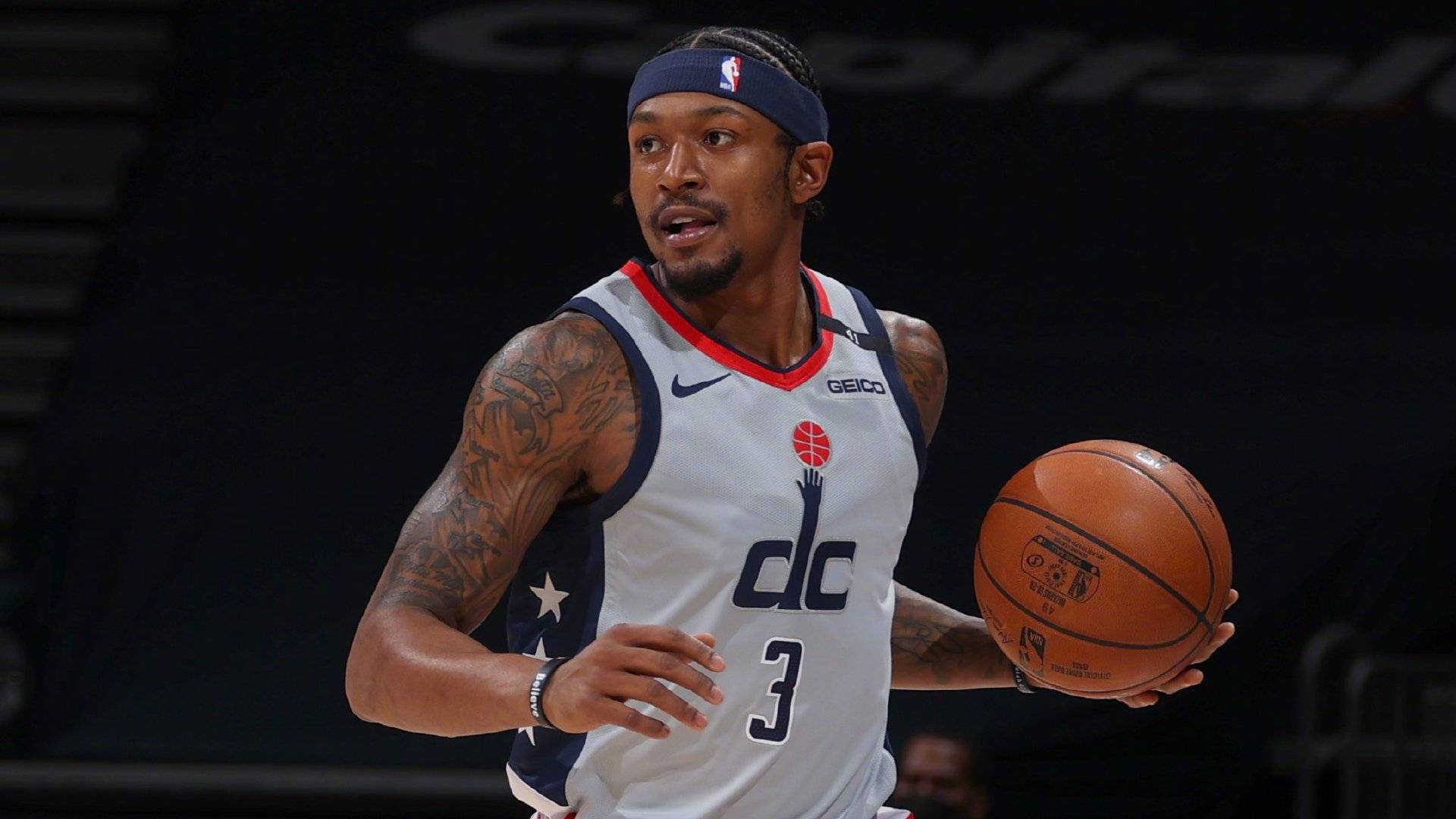 原创比尔和奥拉迪波前往尼克斯美媒爆比尔被交易只是时间问题