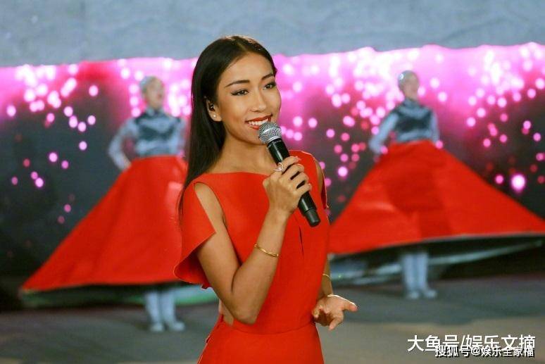 同是"好声音季军"出身,一人拿奖拿到手软,一人却渐渐被淡忘_吉克