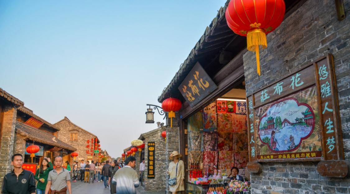 扬州一条长1122米老街，美食古迹繁多，免费开放深受游客喜爱