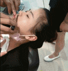 图片[5]-搞笑段子GIF：女的为什么要刮胡子？不怕越刮越多吗-魔性次元