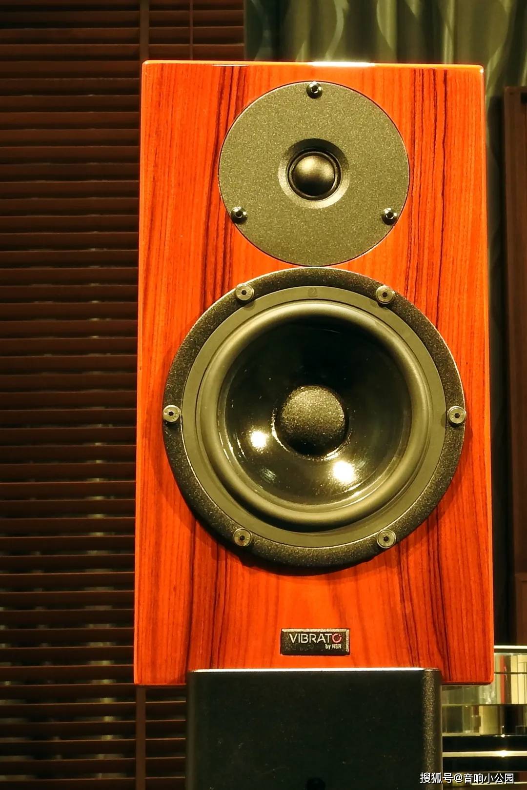试听vibratoswing书架音箱