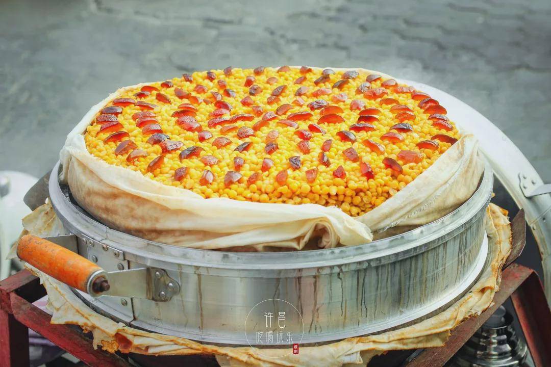 传承十七载,引龙街这个豌豆糕小摊有没有勾起你的童年回忆?