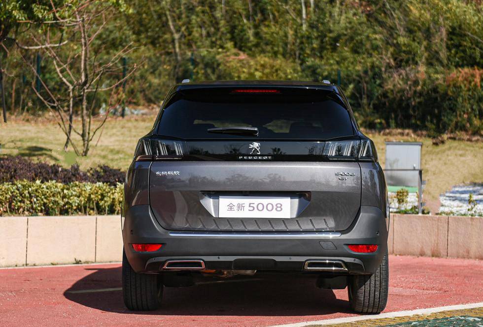 东风标致5008七座suv法系车的浪漫奔放设计展现的淋漓尽致