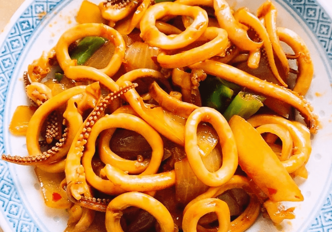 酱炒鱿鱼圈榨菜丝炒牛肉红烧鸡块香酥薄荷排骨