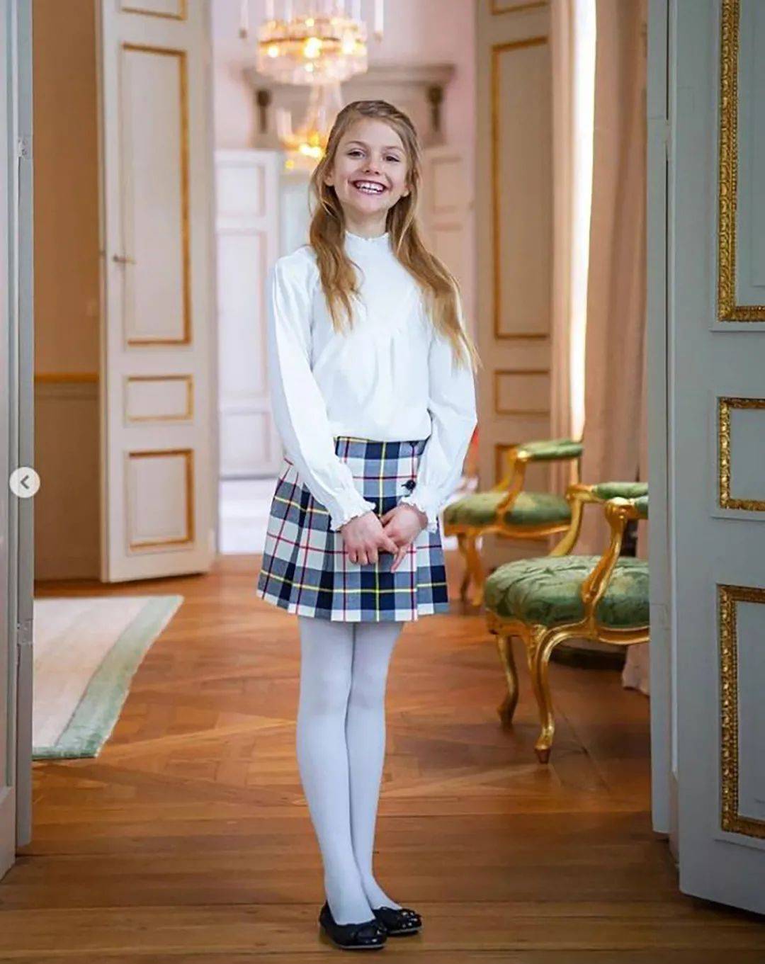 这次瑞典王室发布照片的的主人公是埃斯特尔小公主,她还有一个身份,是