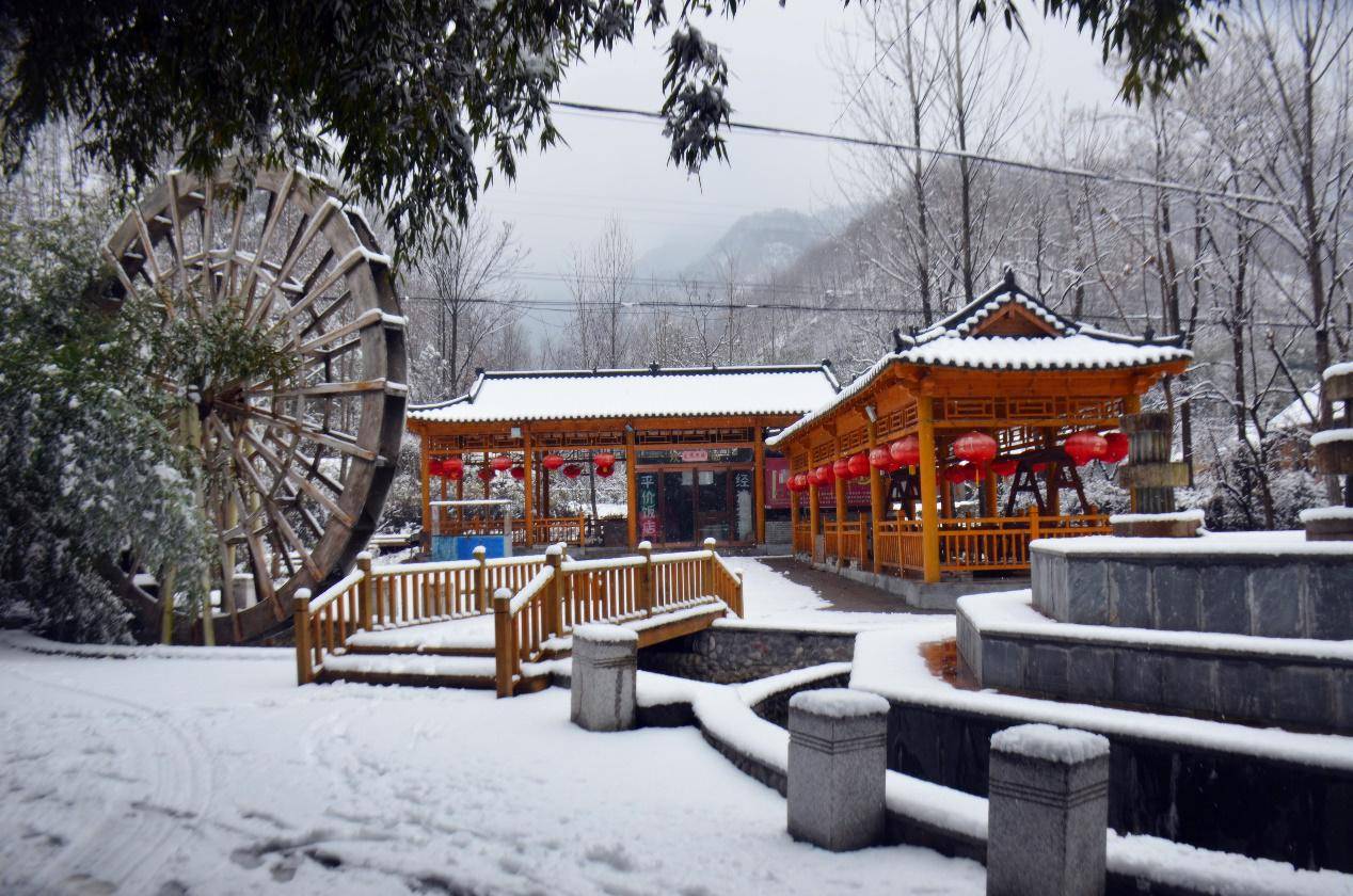 河南一场大雪再次入冬，来洛阳旅游到这个4A景区游玩，不虚此行