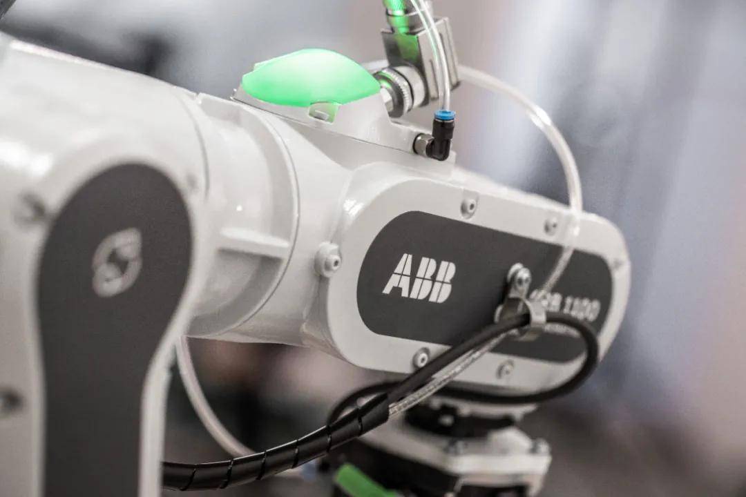 协作机器人的编程 970f1dab8c084bdd9553cfb93b7b788b.jpeg