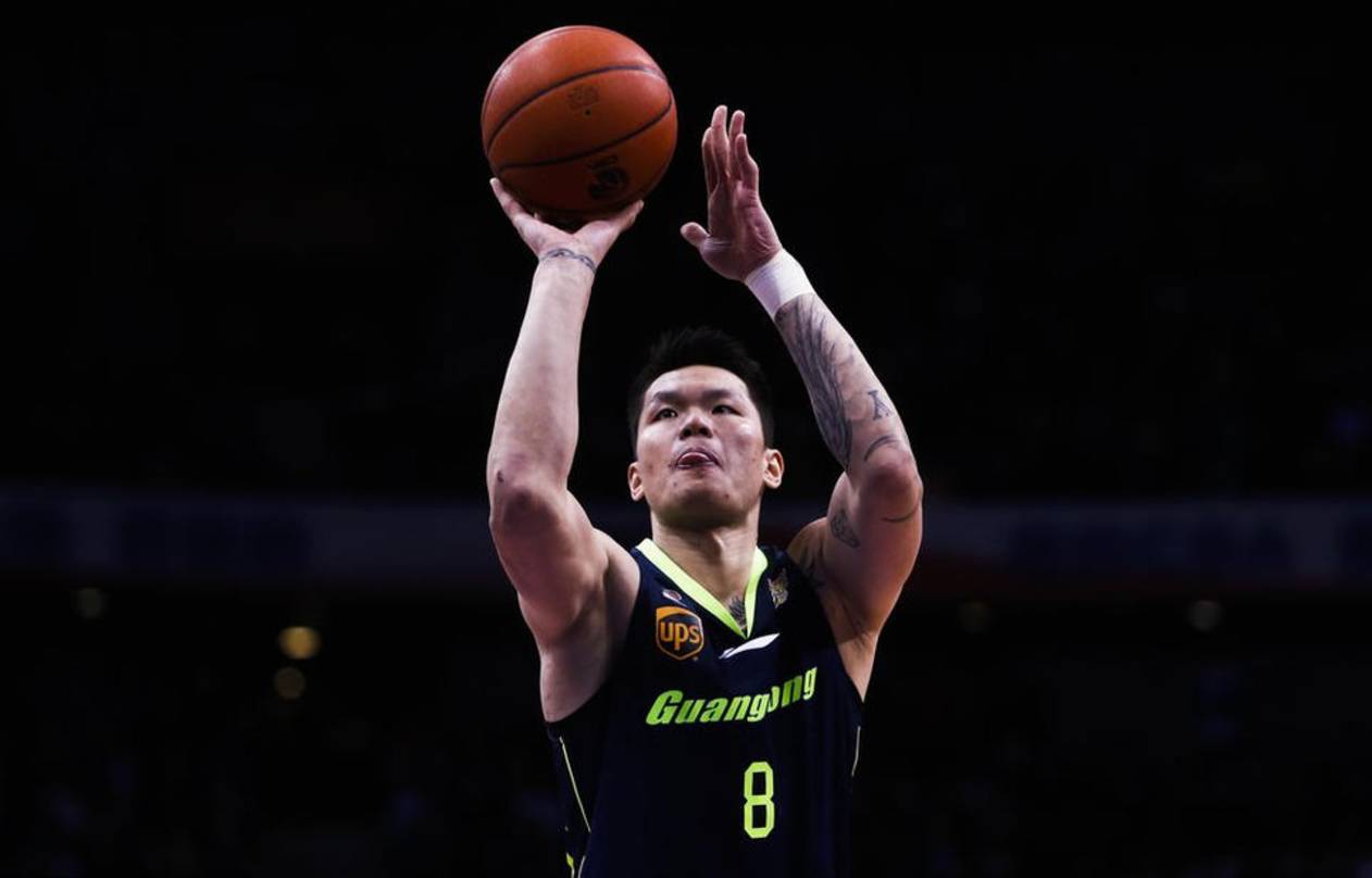 如今身价上亿,离婚多年后前妻仍有女神范_朱芳雨