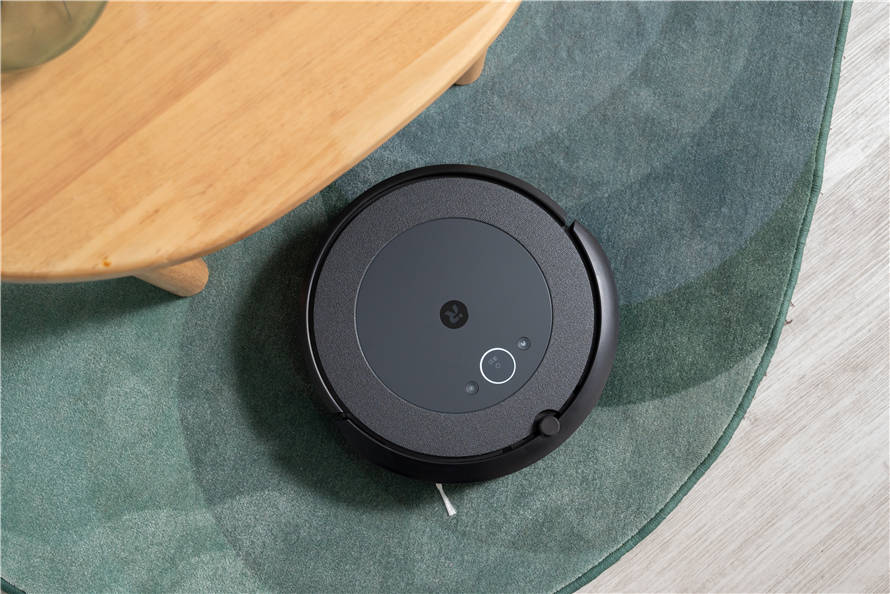 垃圾|iRobot Roomba i3+扫地机器人测评：年度新品，性价比之选