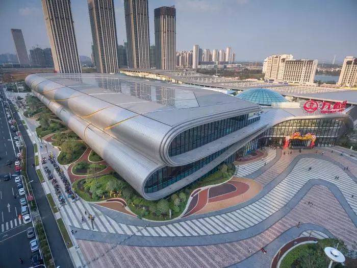 万达茂已于2016年9月开始运营,时至今日,仍然是众多消费者周末休闲的