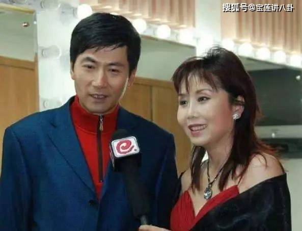 他们结婚28年无绯闻 妻子很红 却无人知丈夫背后的付出 陆剑民