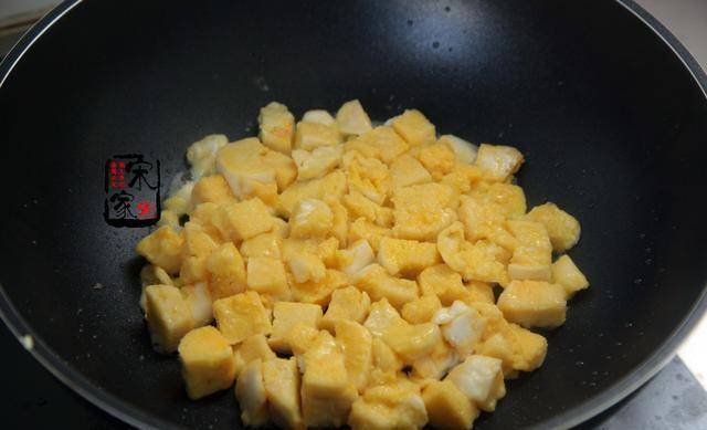 在家怎么做火腿片 b73bdd6e15af45be87fa2bba796a887c.jpeg