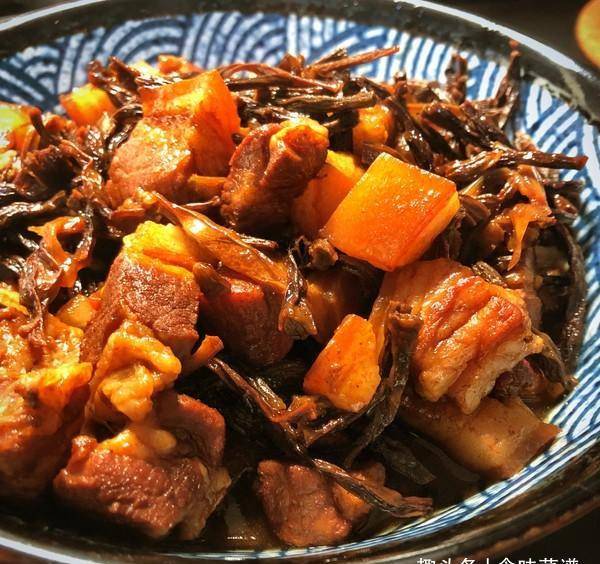 怎么晒南瓜干炖肉才好吃 da12e0430d6a4f048b0438be60b4809a.jpeg