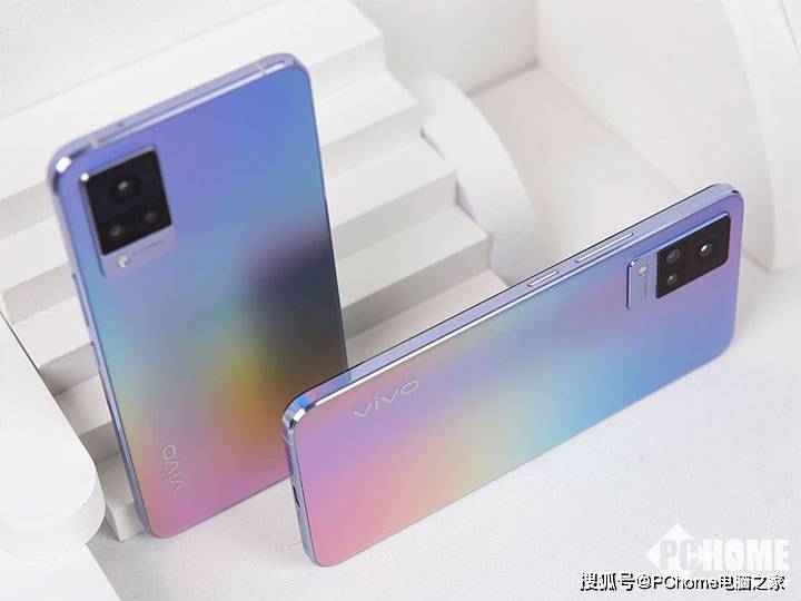 美颜|首创极夜微缝补光灯 5G轻薄自拍旗舰vivo S9评测